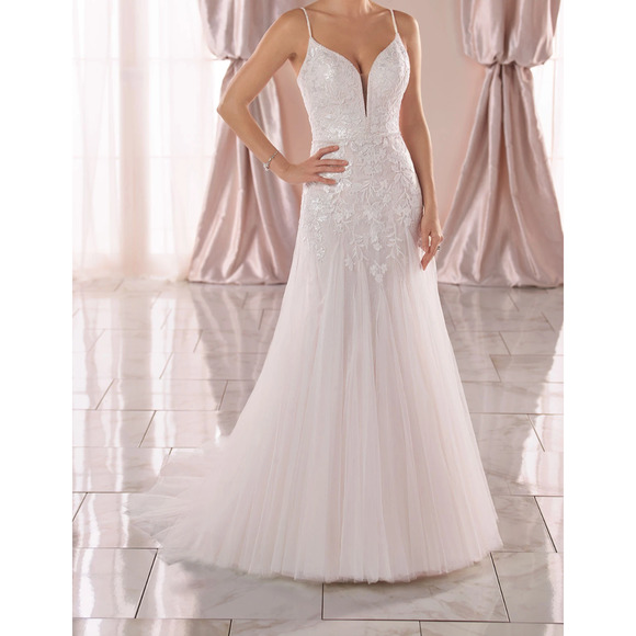 Stella York 6968 Floral Lace Mermaid Wedding Dress w/ Glitter Tulle 12 (SAMPLE) - Picture 4 of 9